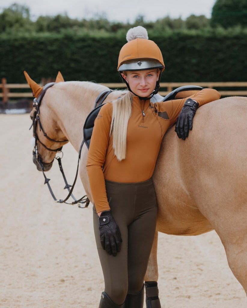 Harlow Luna White (Chelsea White), a horse rider and racer.